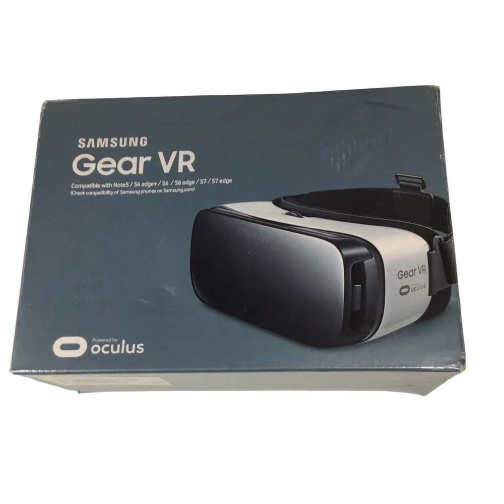 Samsung SM-R322NZWAXAR Gear VR Headset - Frost White